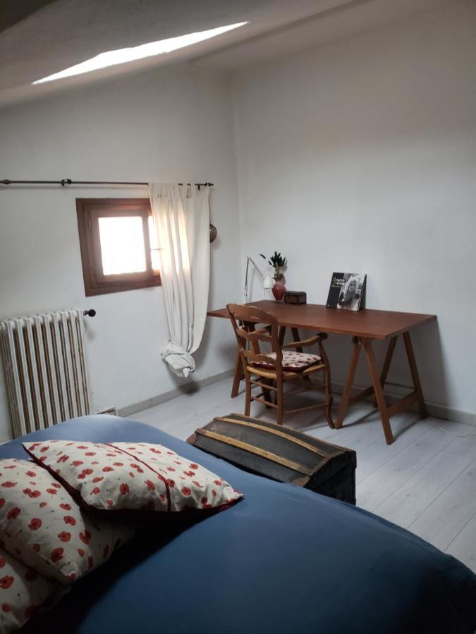 Chambre Dans Une Grande Maison Entre Canal Du Midi Et Centre Ville Béziers Exterior foto